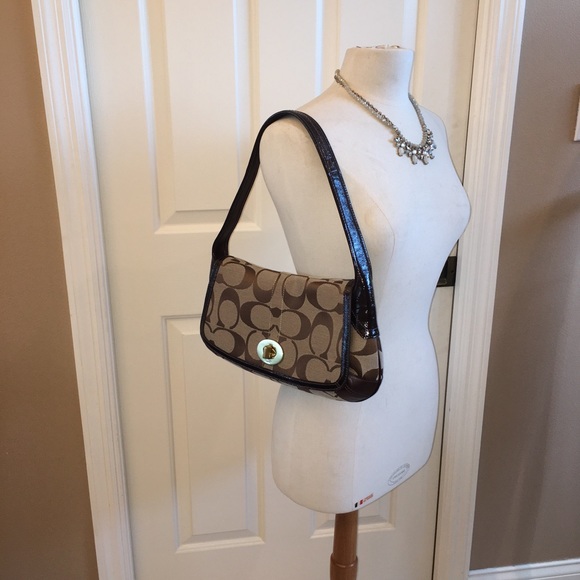 Vintage brown, tan Coach shoulder bag, NWT - Picture 2 of 6